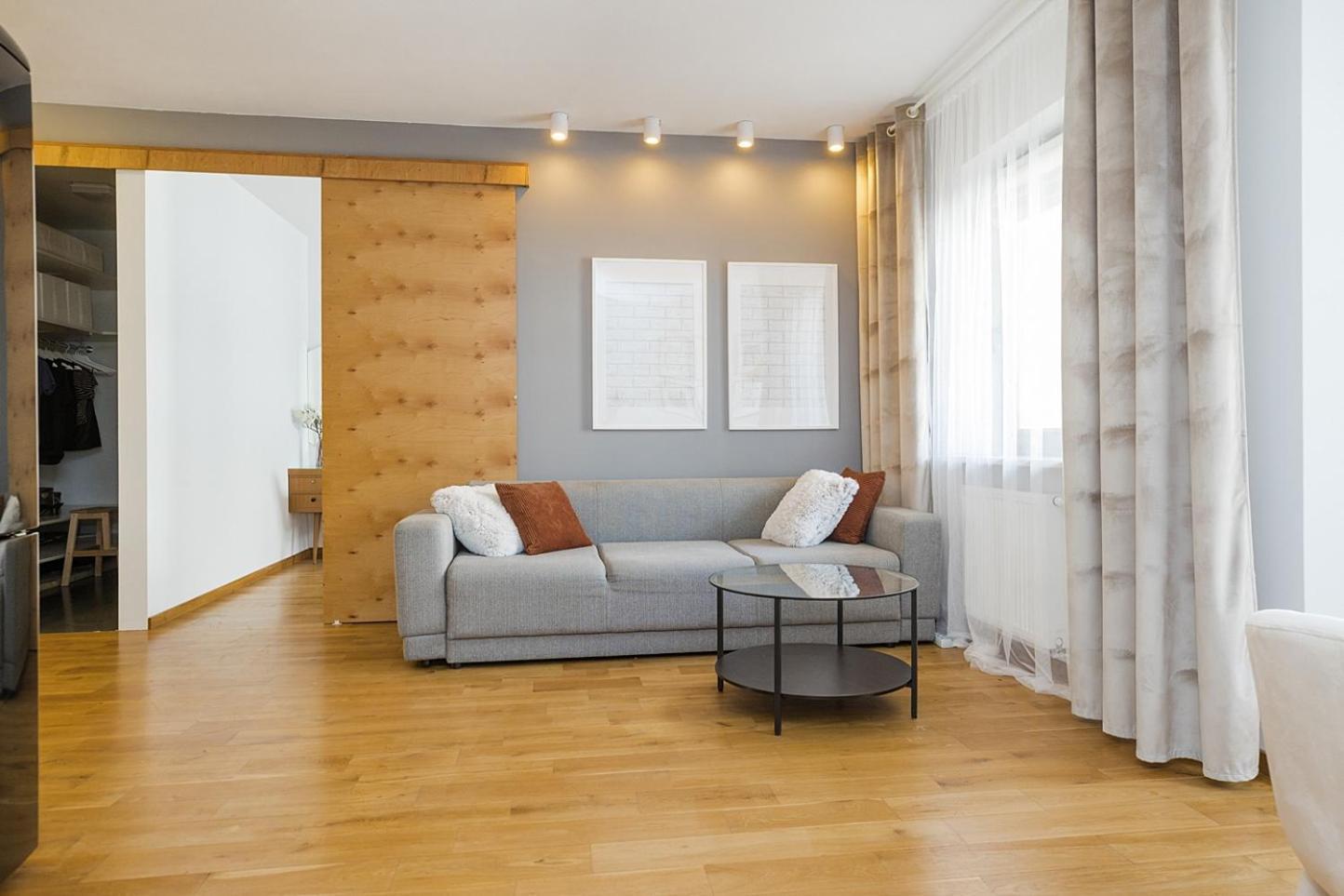 Lanciego - Przytulny Z Osobna Sypialna, Balkon, Wi-fi, Natolin, Ursynow Apartament